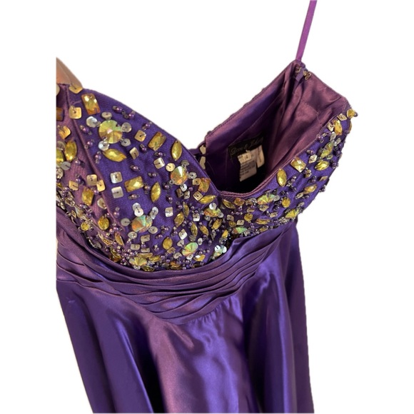 Dave & Johnny bejeweled purple prom dress, size 4. - Picture 3 of 7